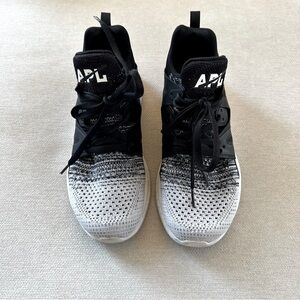 Lululemon APL Women’s TechLoom Ascend Shoe